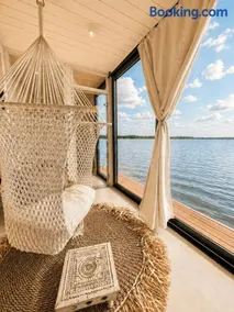 Bohéa Spa Hausboot mit Sauna und Kamin - Image 2
