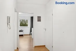 MONTEUR - Unterkunft für bis zu 6 Personen in 65795 Hattersheim am Main - MTK06 - Image 3