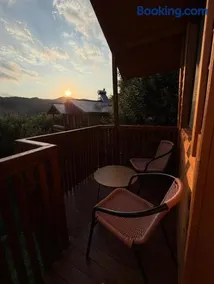 Cabanele din livadă - Image 2