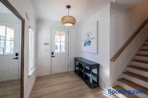 Sleeps 16 - GAME ROOM, POOL, Perfect for Families - Image 4