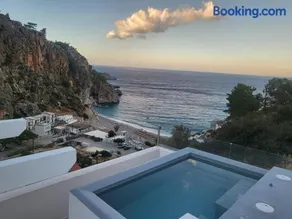 Agnantema luxury suites - Image 4