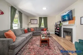Chapel Hill Roots - Northside Historic Home - Image 1