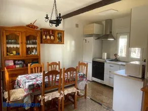 Los Robles - Image 5
