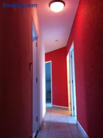 2 chambres doubles, 1chambre 4 lits simples, Salle de bains avec balnéo thérapie - Image 2