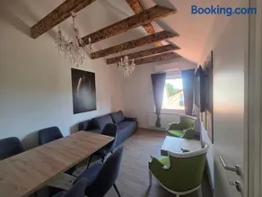 Apartmaji Picasso Design - Image 2