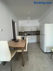 SALTSEA Apartment - Image 4