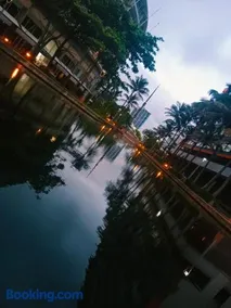 Serene Quays - Image 2
