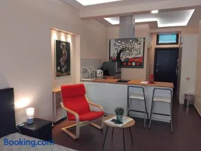 Embassy Apartment - Image 1