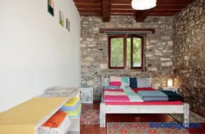 Angel Village Barn House - Image 4