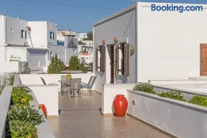 Triovasalos House - Image 2