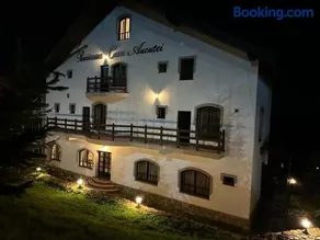 Pensiunea Casa Ancutei - Image 3