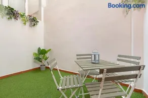C55 Cosy Apartment close to the beach - Image 2
