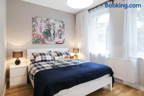 Costa Apartments - Image 3