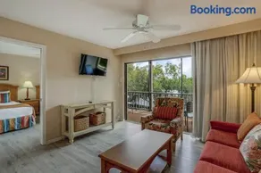 Fabulous Park Shore Condo - Image 5