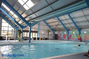 Camping Pods, Carlton Meres Holiday Park - Image 5