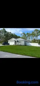 Beach Lovers New House! 10 min to beach - 6 guests - Image 1