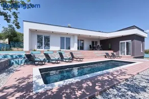 Vila Senorita - Image 1