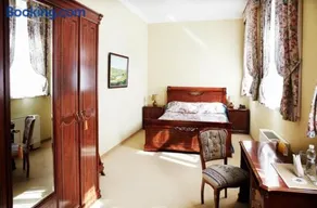 Astoria Lux - Image 5