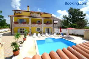 Apartments Villa Mimi - Image 4