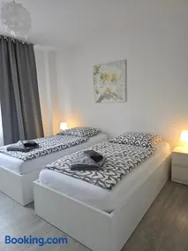 Rhein Living Business Apartment - Image 1
