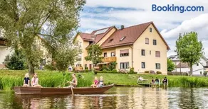 Bartlhof-Ferienwohnungen-Zimmer - Image 1