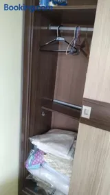 Apartamento perto do mar com garagem coberta em Praia de Leste - Image 3