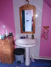 Veigné Room - Image 4