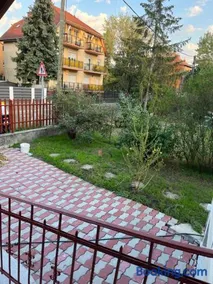 Cozy Homestay with Garden and FreeParking - Image 3