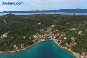 Knež - Relaxing Apartments Near the Sea on Mali Iž - Image 4