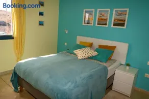 Lucky Thirteen - Apartment with Ocean View - Image 4