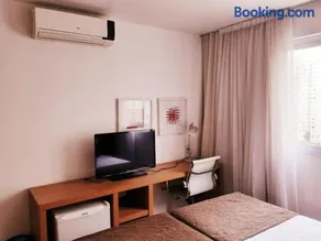 MELHOR Localização na Barra da Tijuca- Apartamento com Ar, wifi, microondas - Image 5