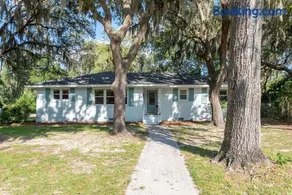 Refinished 3-BR Lowcountry Retreat - Image 1