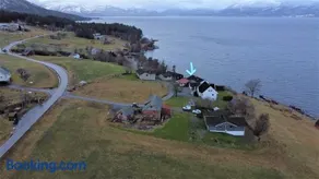Fjord side apartment - Image 3