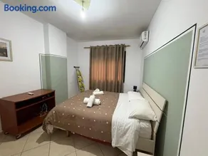Home Sweet Home 3 - Guest House - Image 1