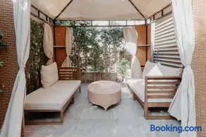 The Suites by Elegant Hospitality - near AUC - Image 2