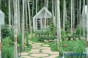 Coco Brookes Luxury Farm Stays - Image 5