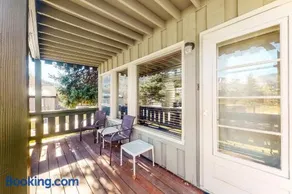 Sandstone Retreat - Image 1