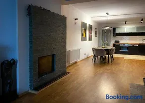 Przestronny Apartament w Centrum - Image 2