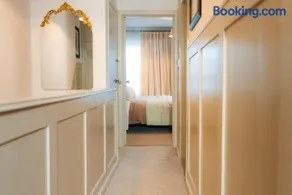 No 50 Chapel Street Townhouse - Image 3