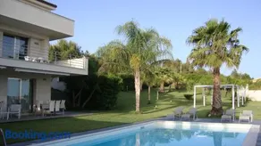 appartamento in villa con piscina - Image 3
