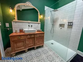 The Hideaway - Luxury Country Retreat - Image 5