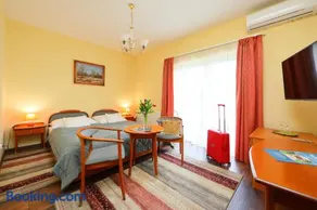 Balazs Villa - Image 2