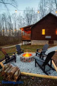 Secluded Cozy Log Cabin Villa - Image 1