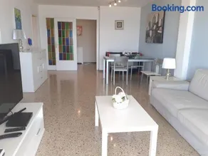 Suitur apartamento primera linea mar vistas playa - Image 1