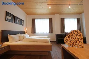 Apart Belmont - Image 3