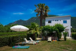 Kanouli Beach Apartment - Image 1