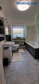 RentApart`s Nürnberg 4Room Apartment - Image 3
