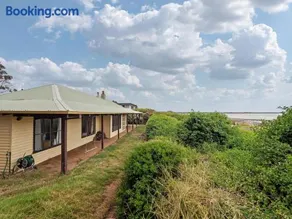 Carolyns beach house - Image 2