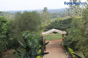 Tinka,s Homestead - Image 3