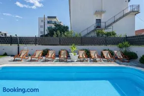 Villa Felicita with heated pool - Image 4